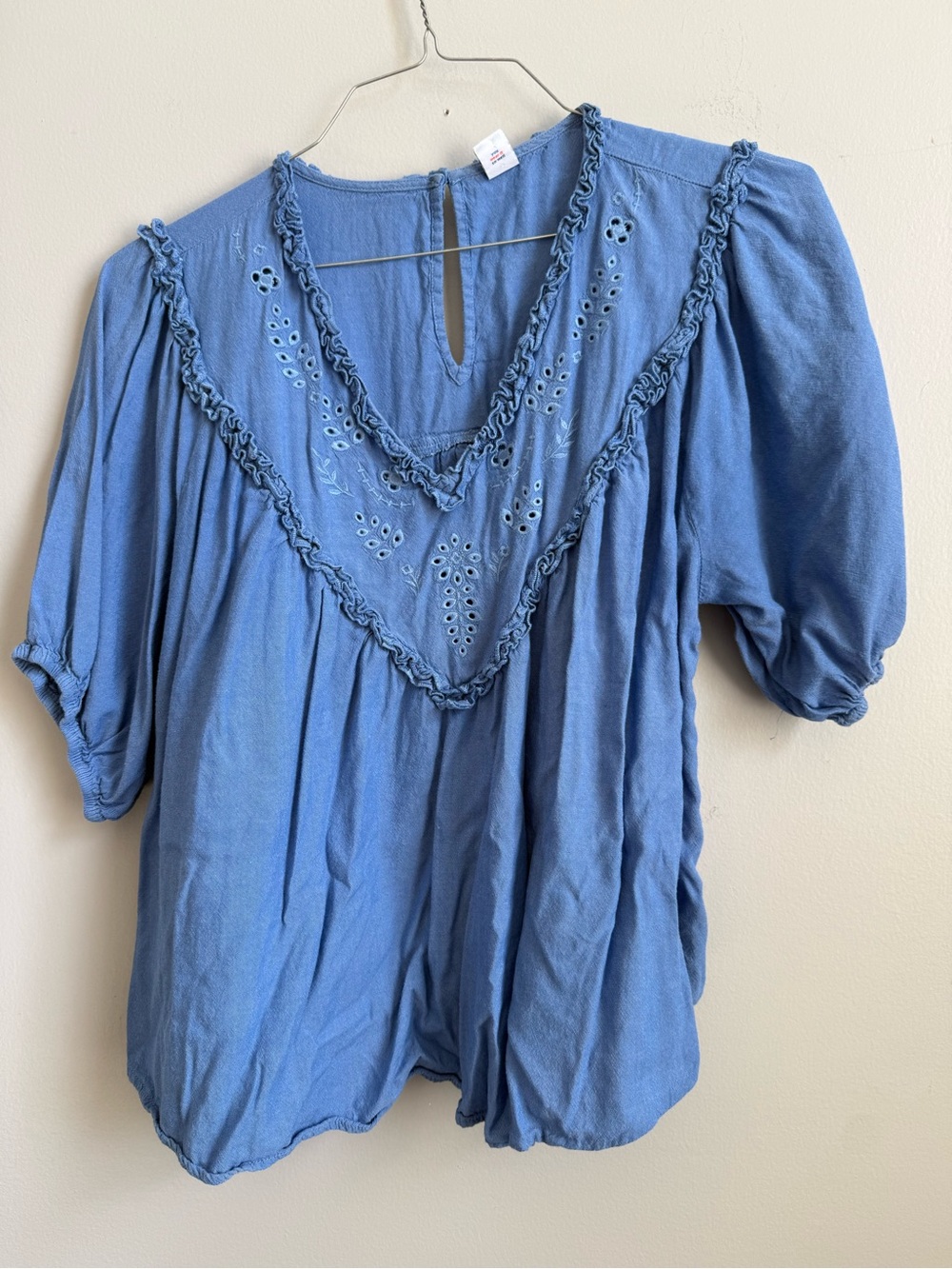 Old Navy Dusty Blue Eyelet V-Neck Peasant Tunic
